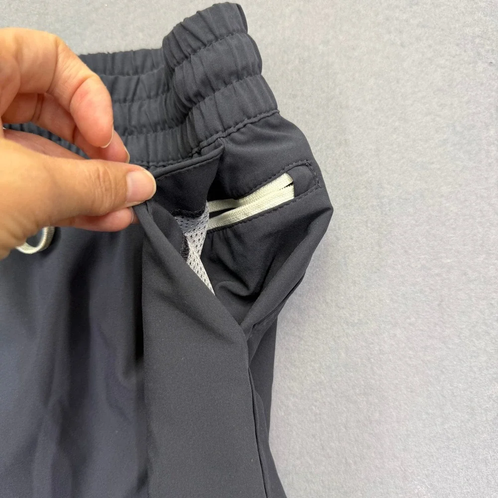 Vuori Weekend Jogger Women's Small Black Lightweight Performance Pants Size M